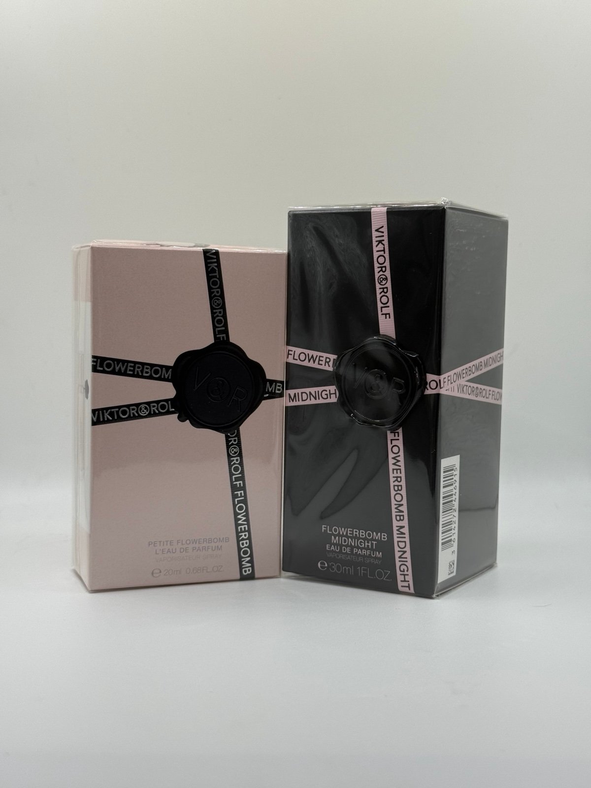 BUNDLE: Flowerbomb EDP .68 oz (20 ml) AND Flowerbomb Midnight EDP 1 oz (30 ml)