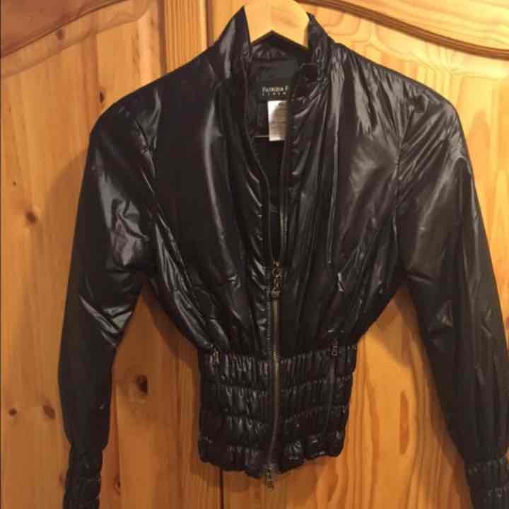 Jacket: Patrizia Pepe