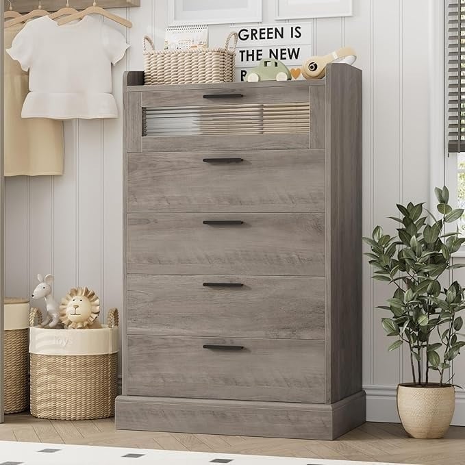 Modern 5 Drawer Dresser for Bedroom (Free Delivery)
