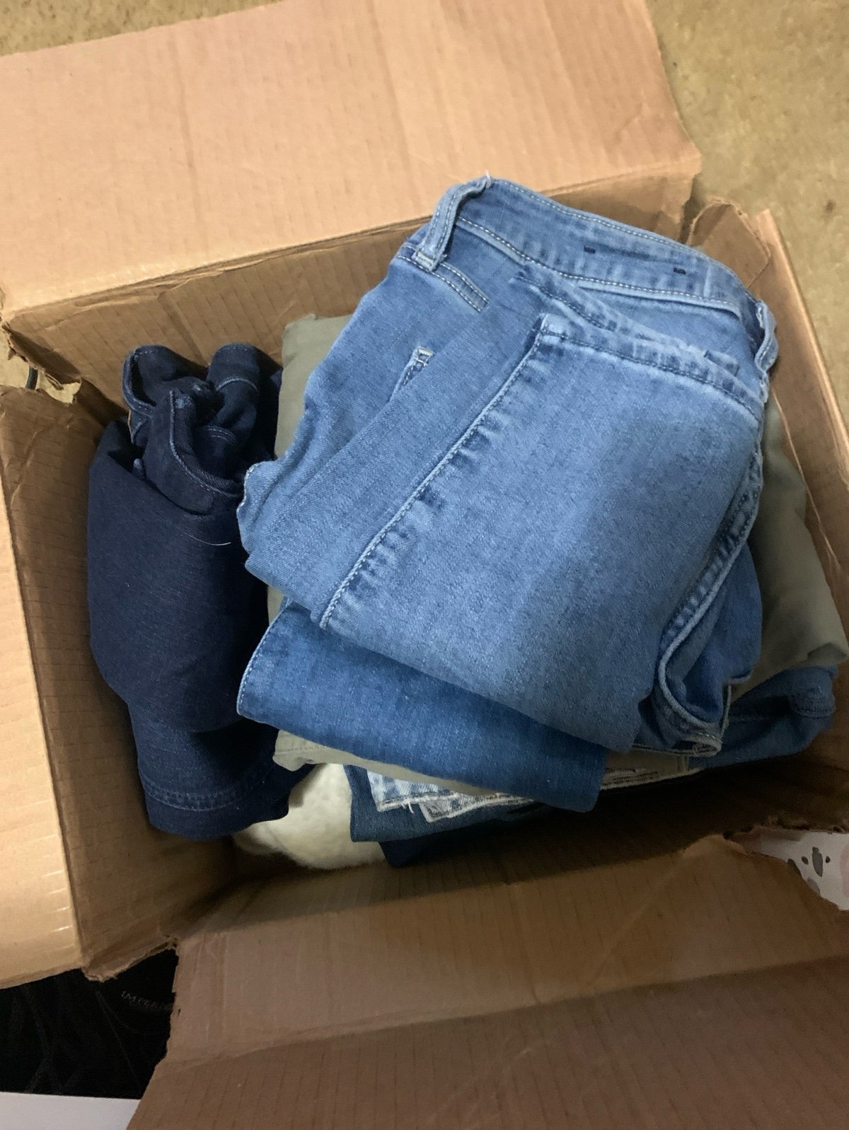 Box of Denim/Pants