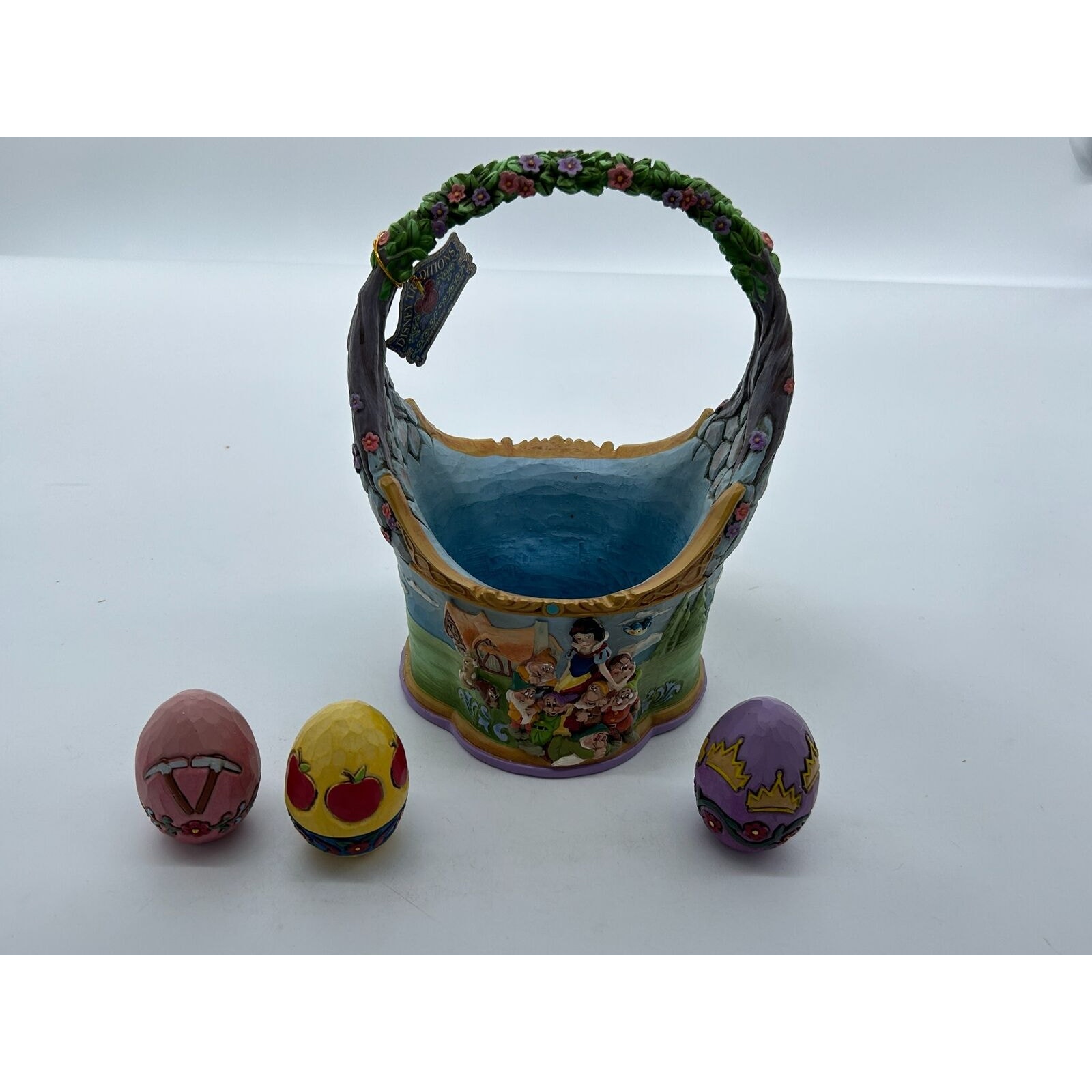 Disney Traditions - Snow White - The Tale that Started them All - 6010105