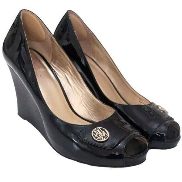 Lilly Pulitzer Platform Wedge Black Patent Leather Peep Toe Shoe Size 9