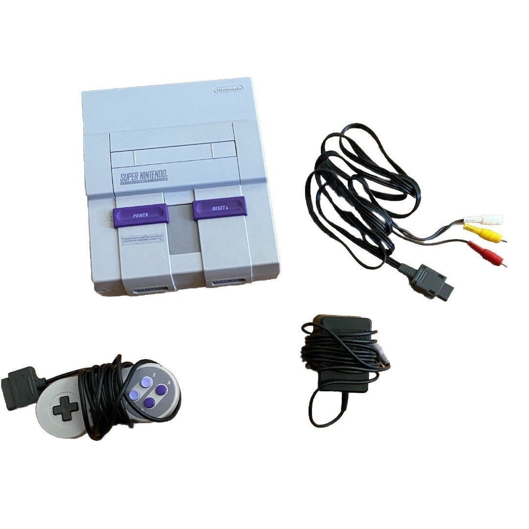 Super Nintendo Entertainment System SNES Video Game Console Bundle - Working