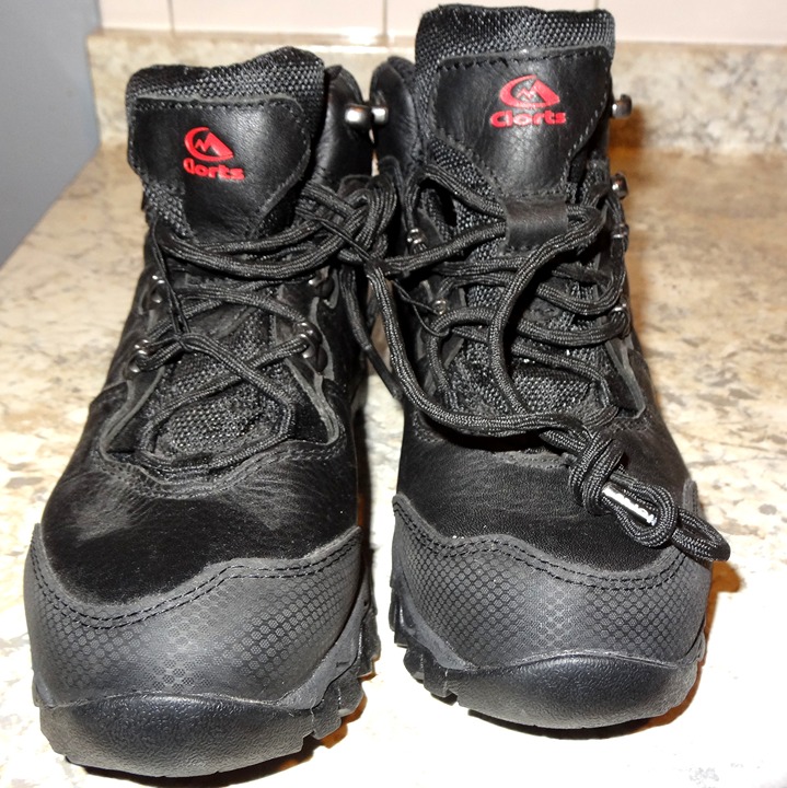 Clorts Black Hiking Boots Women's size 7 *BRAND NEW*
