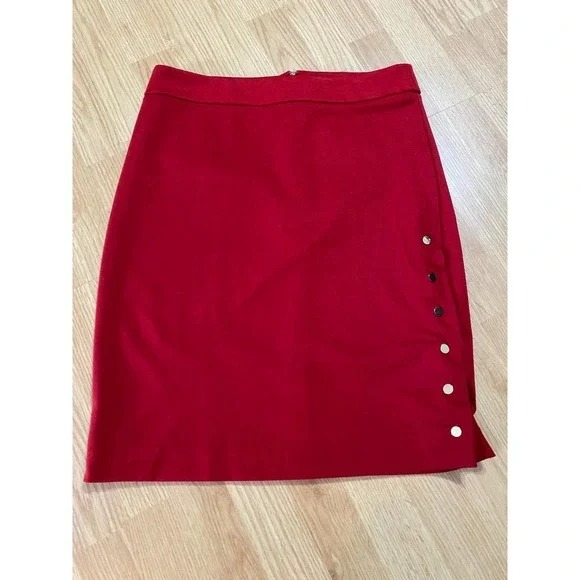 Red Skirt - Size 8 - Excellent Condition