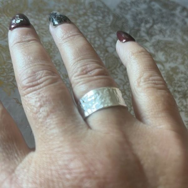 The Texture Band Ring in silver