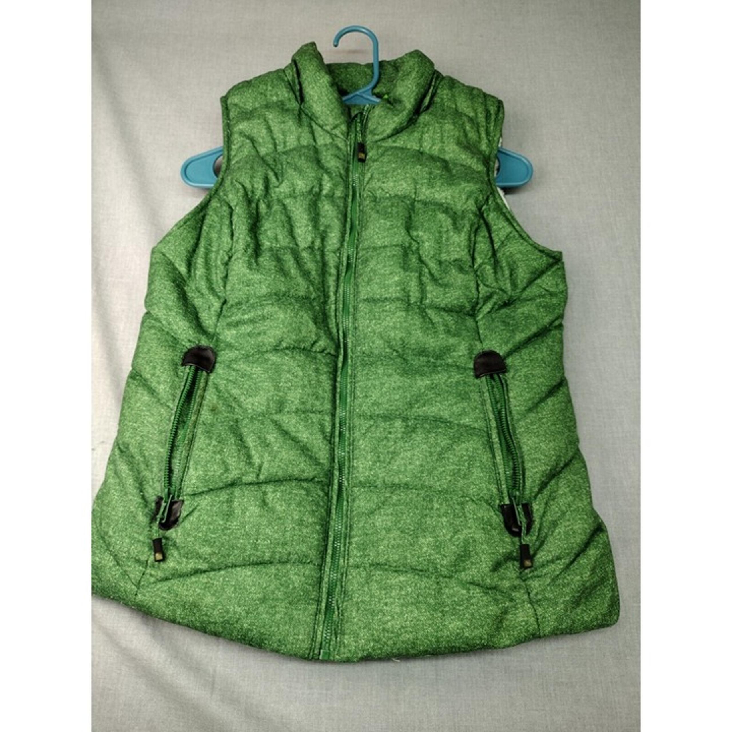 Green Tea Women's Green Sleeveless Zip-Up Puffer Pocket Vest Jacket S/C USED
