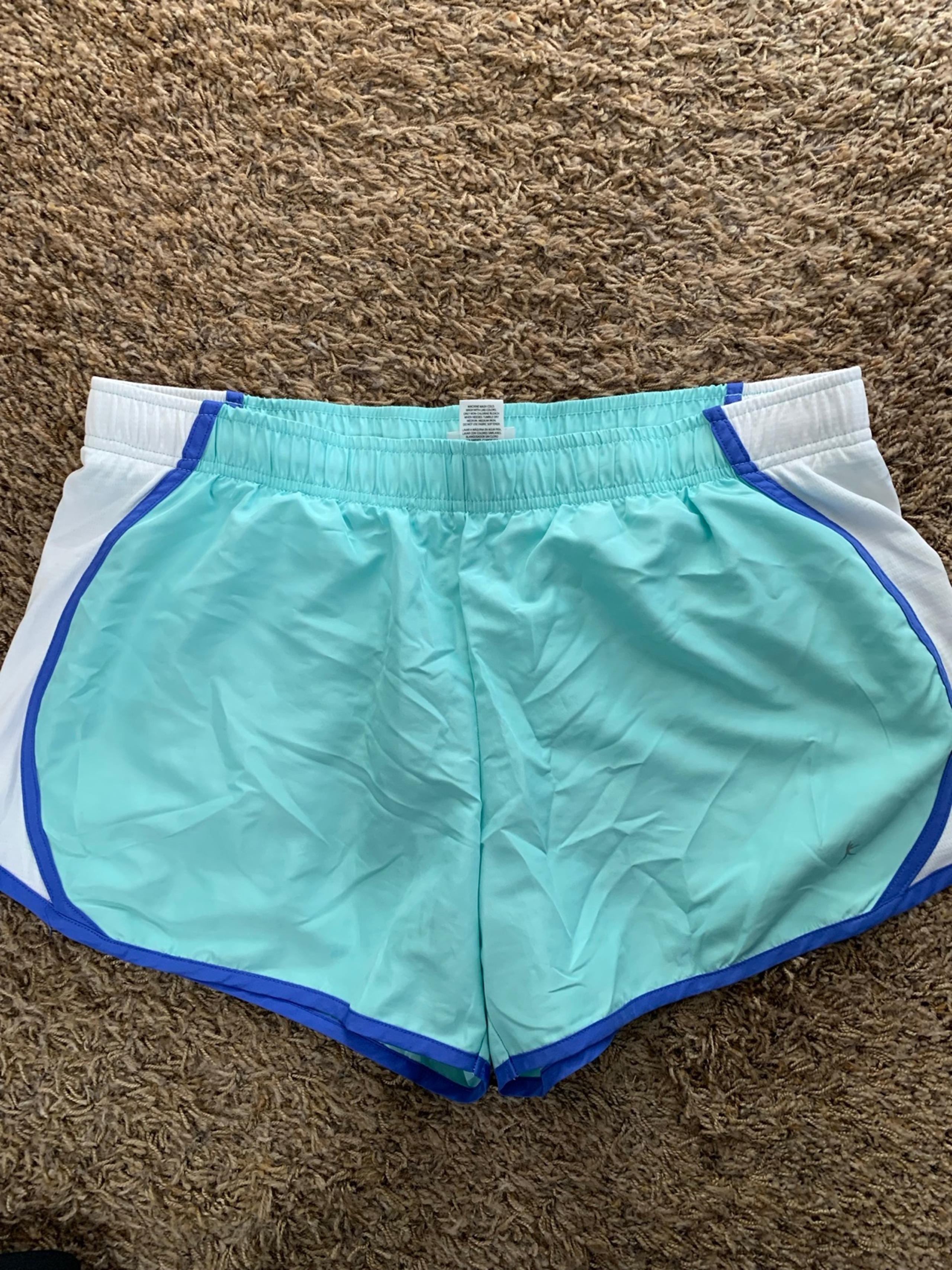 Danskin Now Size L Athletic Shorts