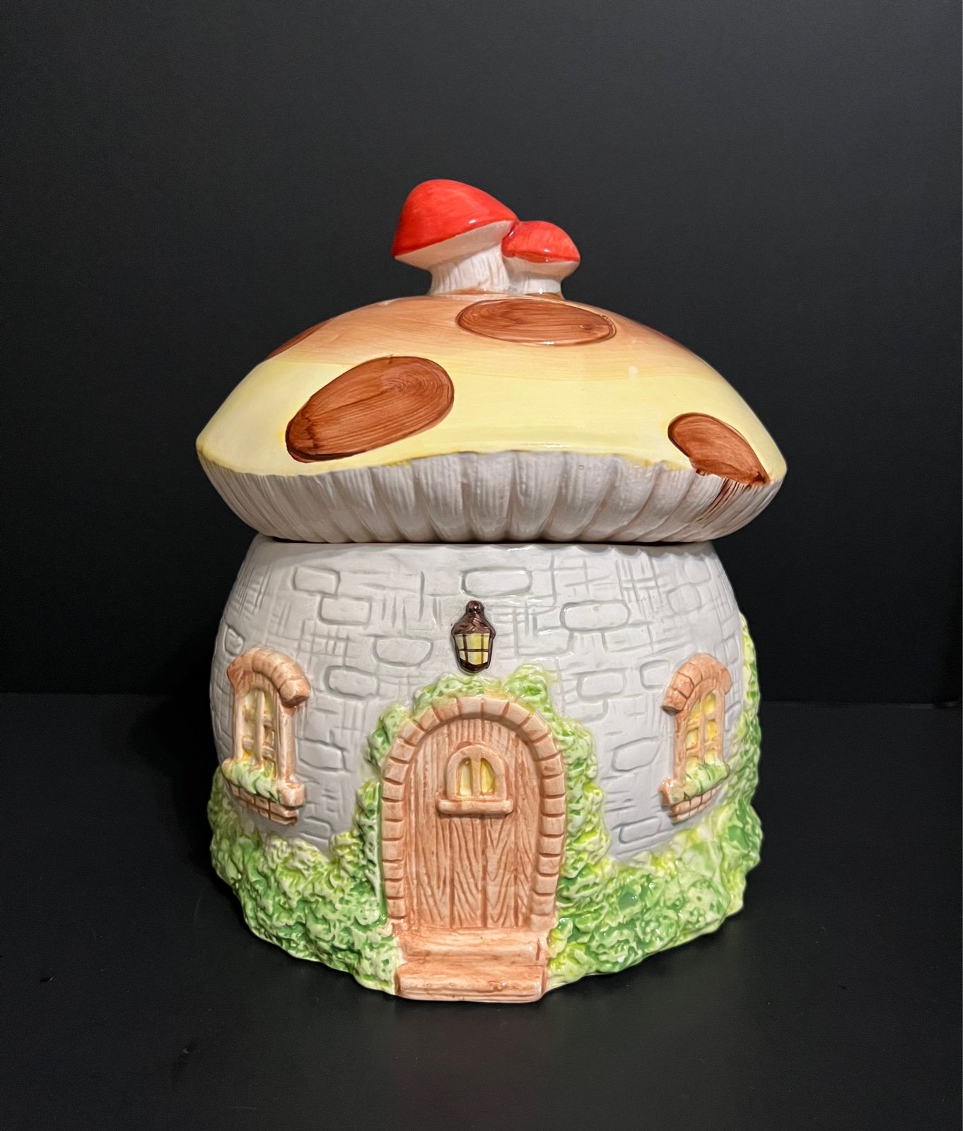 Vintage Heritage LTD Mushroom Cookie Jar Kitsch