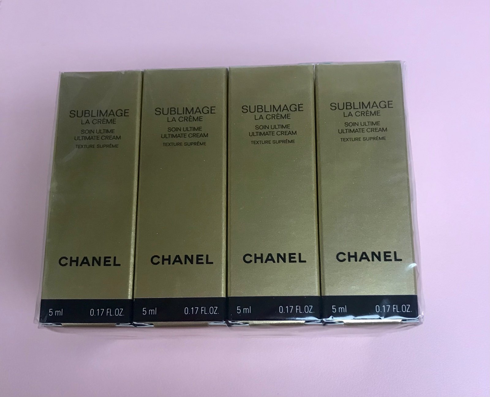 12*Chanel Sublimage La Crème Ultimate Cream Texture Supreme Sealed 5 ml