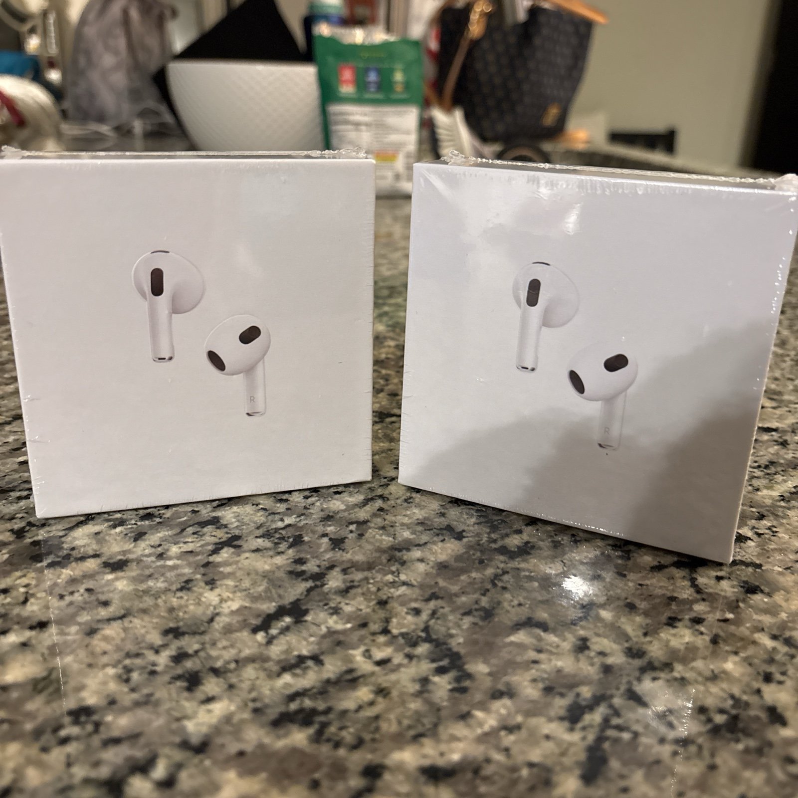 Air pods never used