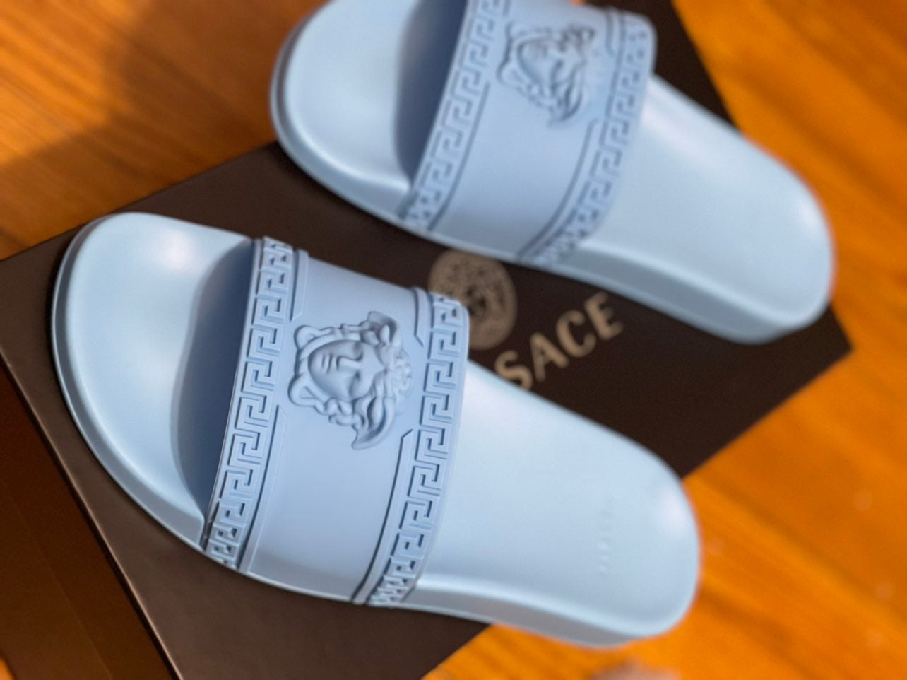 Versace palazoo pool slides (blue)