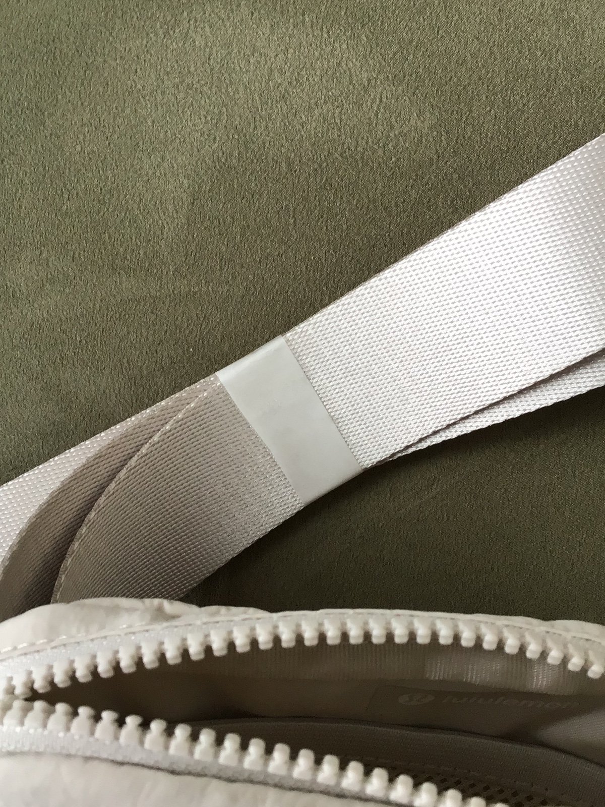 NWT Lululemon Everywhere on sale Belt Bag White Opal