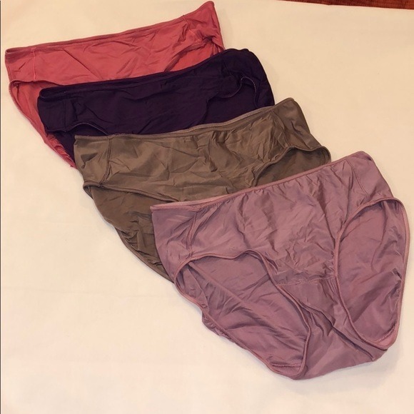 New 4 Pack of Women's Panties Size 5 Small