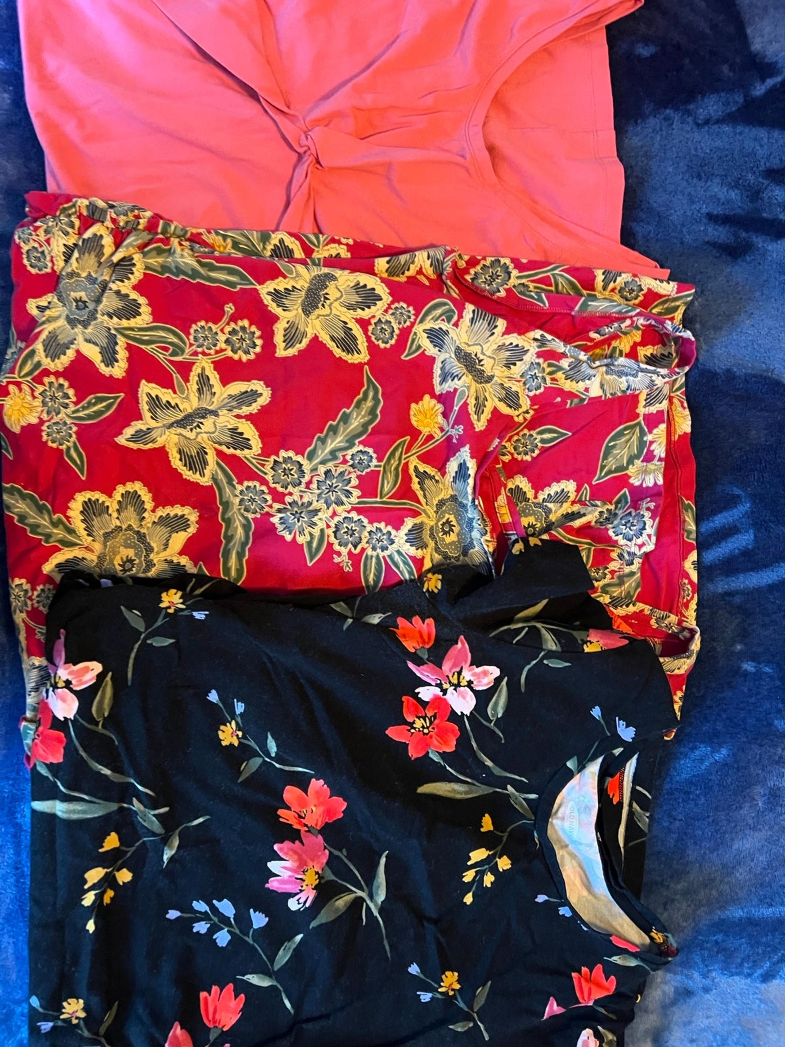 Maternity dresses size M