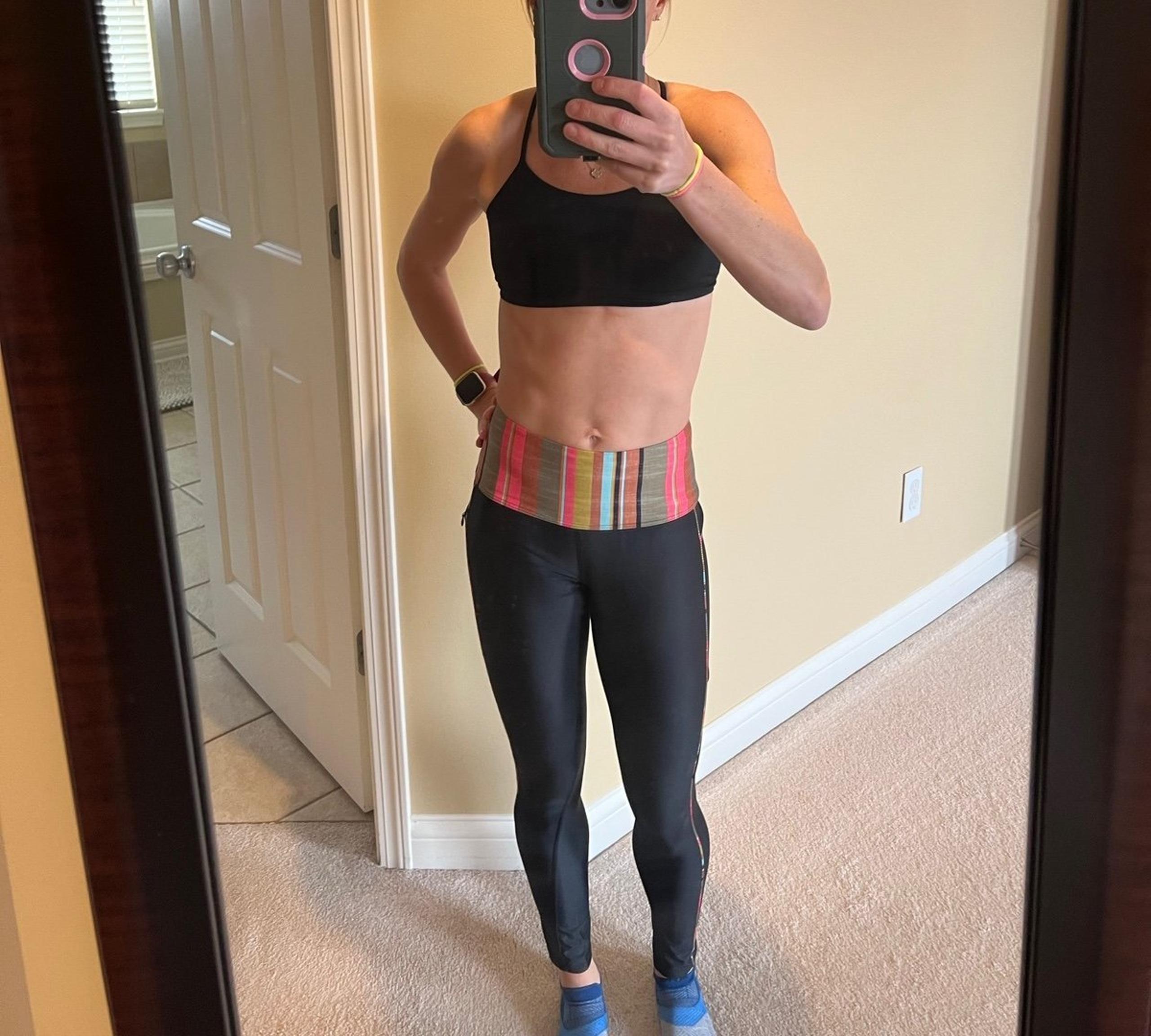 NEW women’s Prana colorful waistband Black Leggings recycled material Size XS