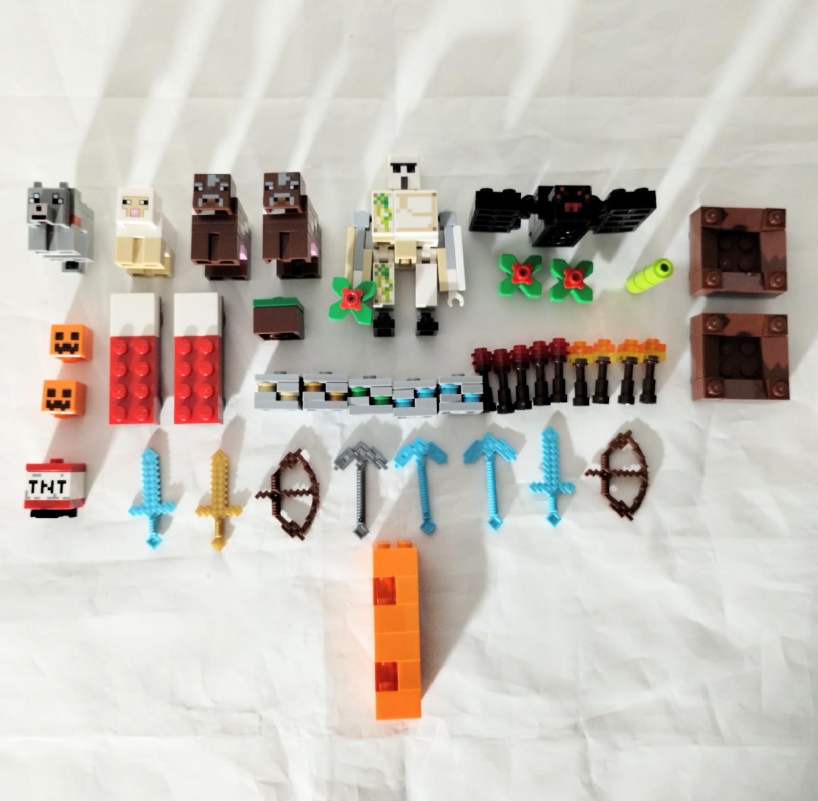 Lego Minecraft Lot of Animals, Mob and Pieces