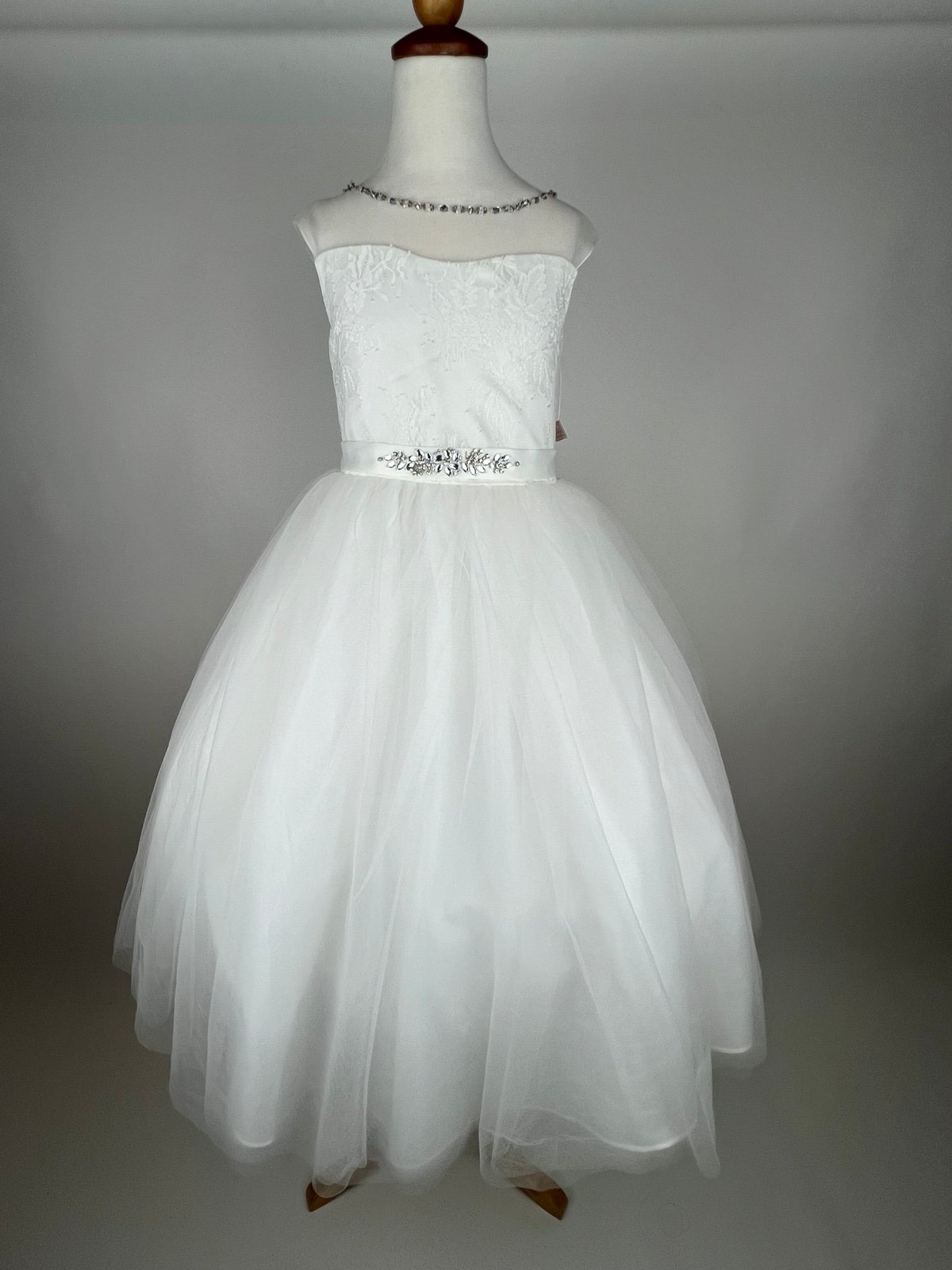 Girls beige party dress sz 8