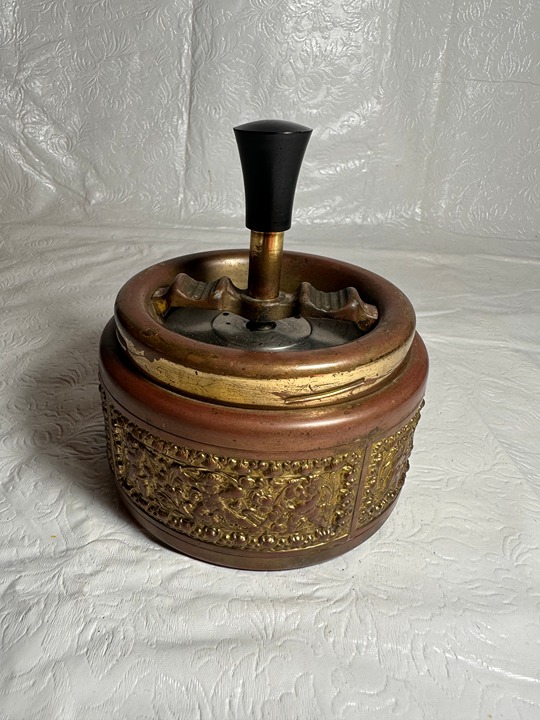 Vintage Erhard & Söhne Roulette Ashtray Rare Old Small Beauty wCherubs & Florals