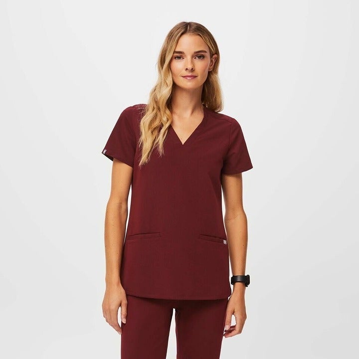 NWT Burgundy Figs Scrubs Casma Yola Set Top Bottom Red