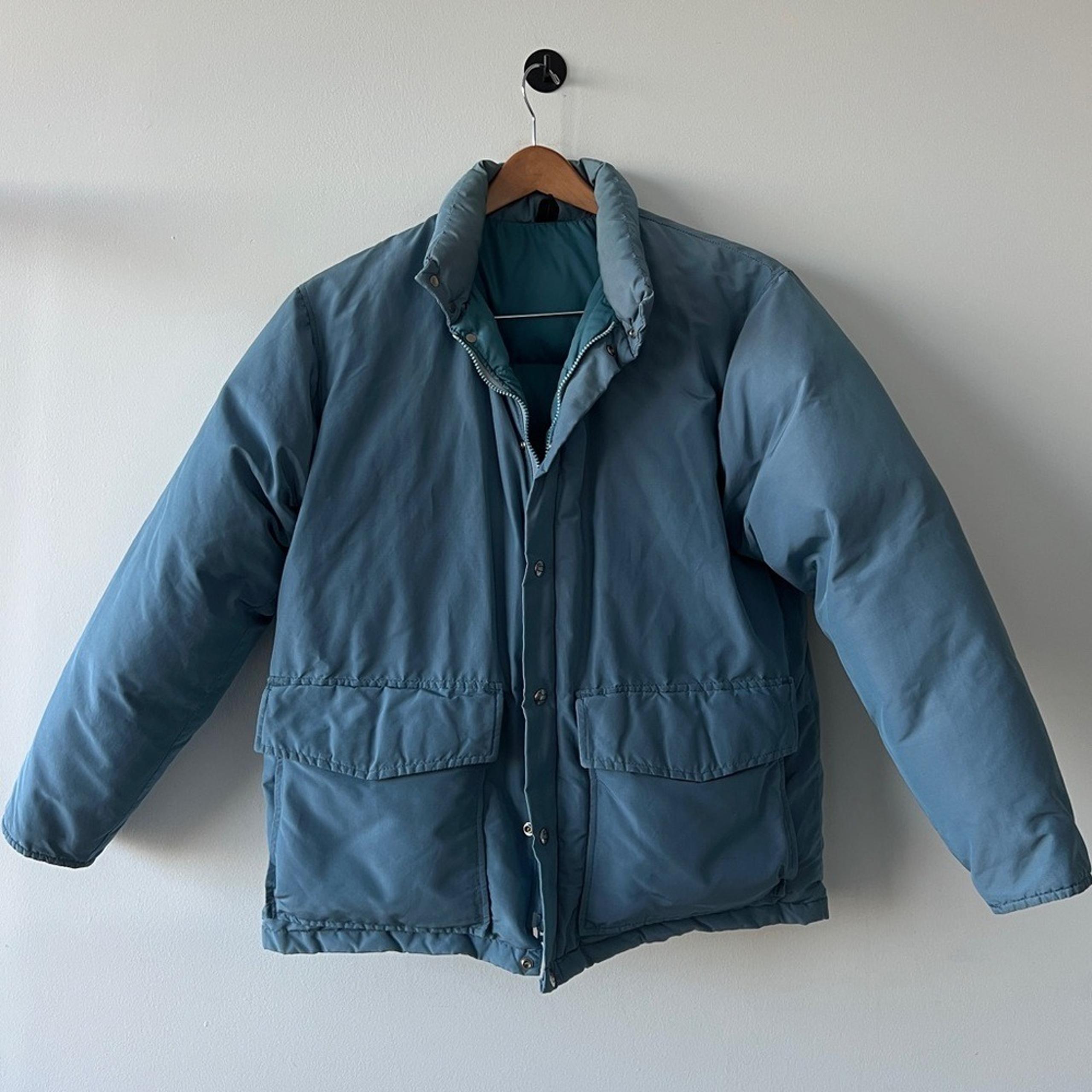 Vintage Men's Woolrich Puffer Jacket - Large