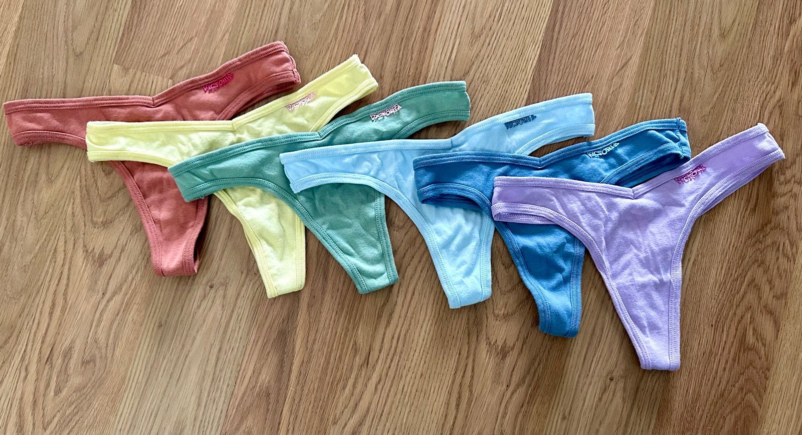 Victoria Secret Thong Set