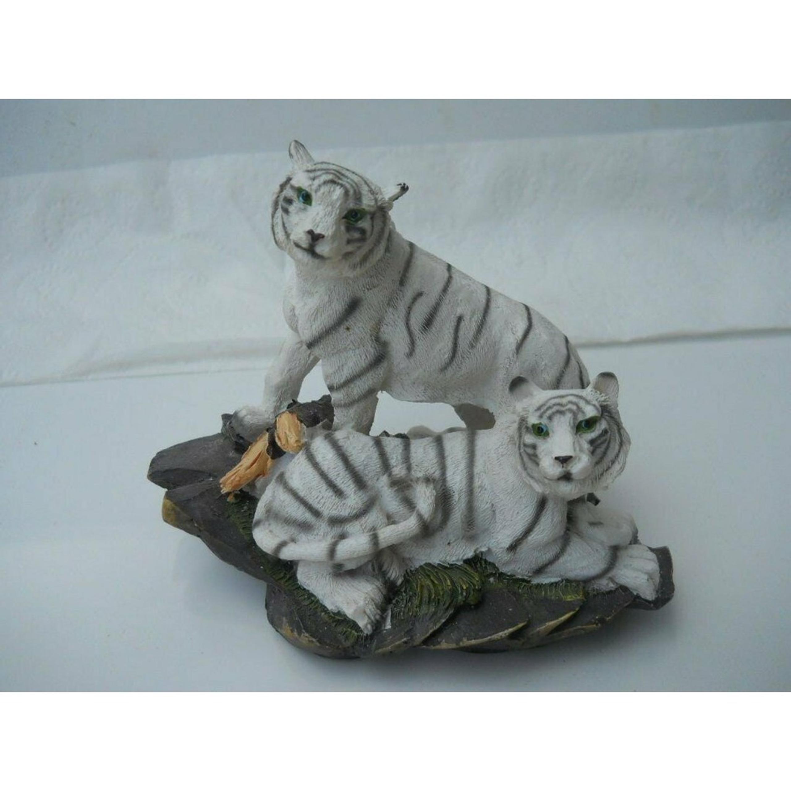 White Tigers on Layered Rocks Figurine Statue Table Decor Vintage Collectible