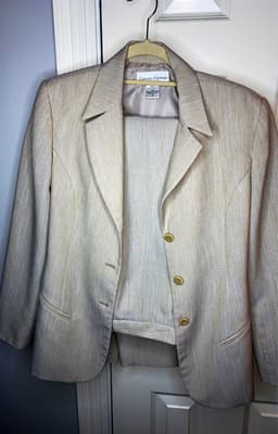 Item photo preview #8