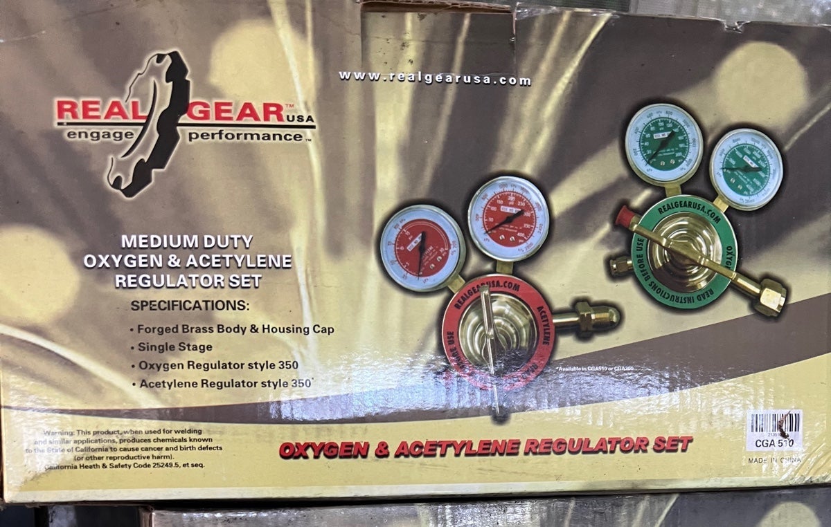 Set of Real gear USA Series 350 Oxygen & Acetylene Regulators, Medium Duty NEW