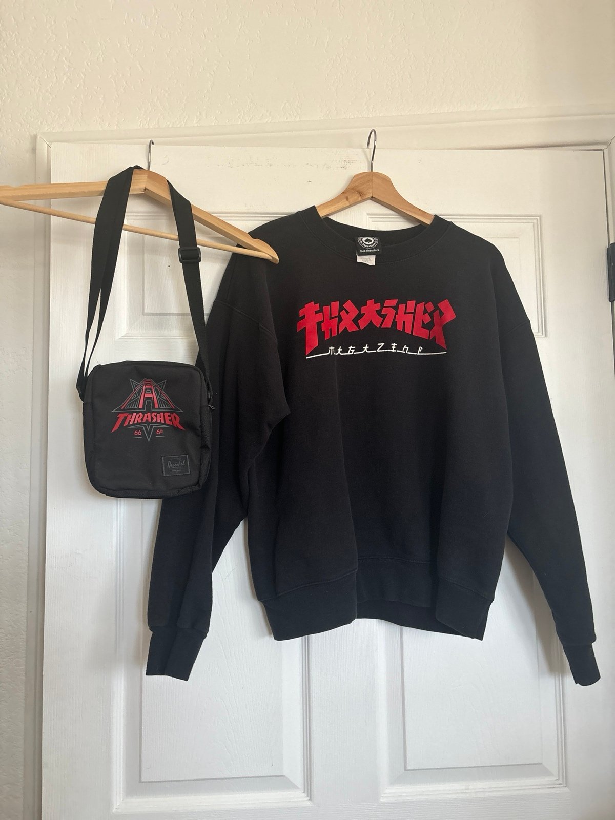 Thrasher bundle sweater and bag