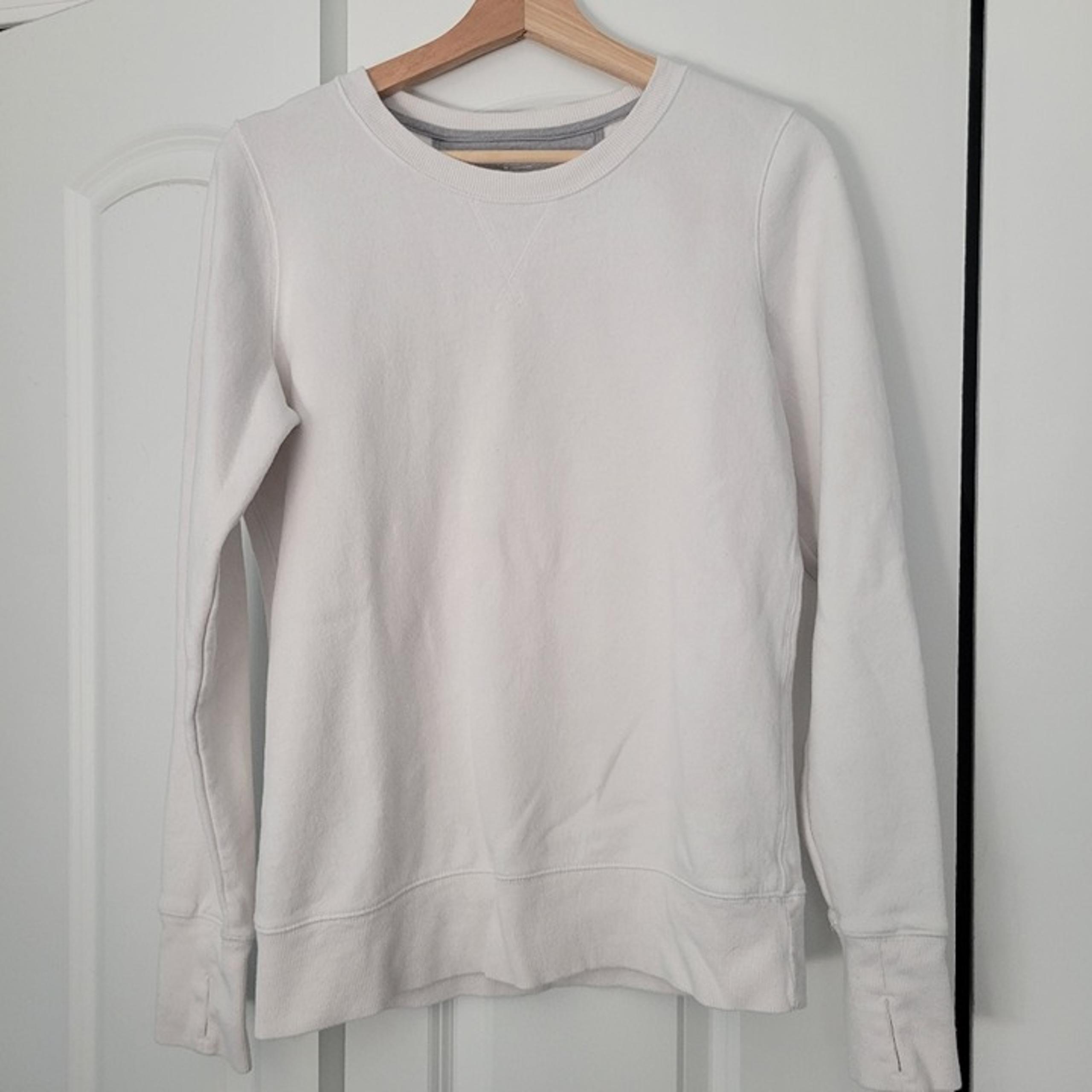 M Tekgear Crew Neck Sweater with Thumb Holes