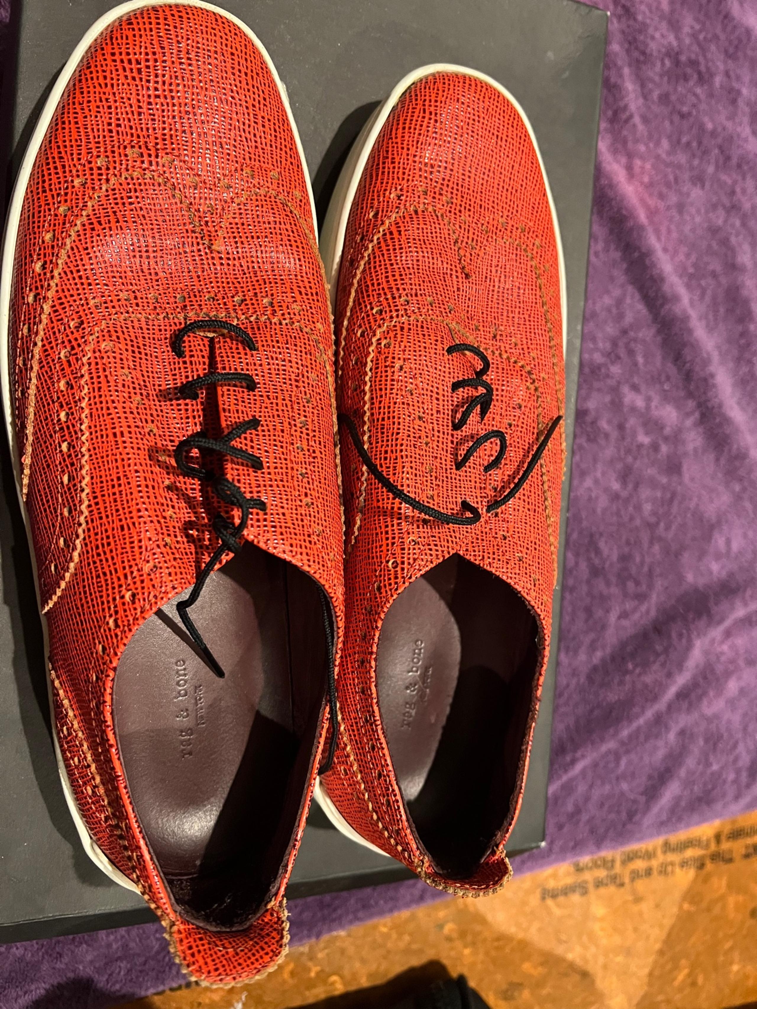 Leather shoes