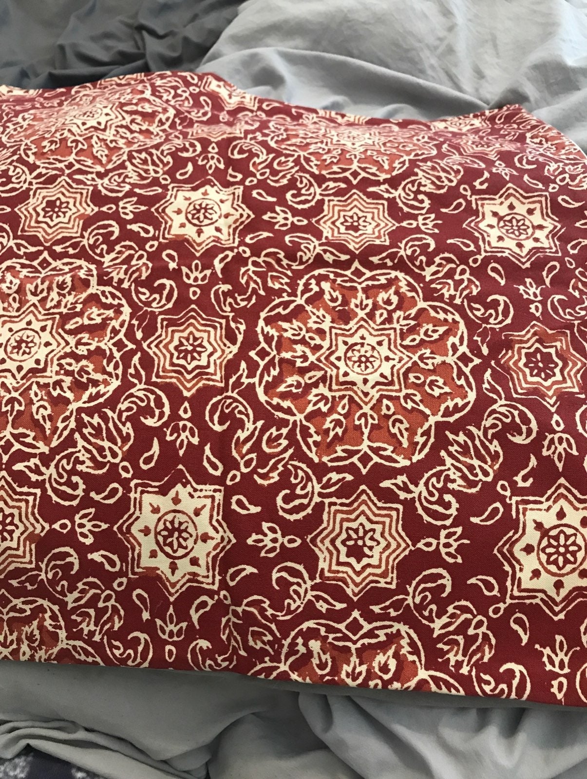 4 Pottery Barn pillow covers 20 x20