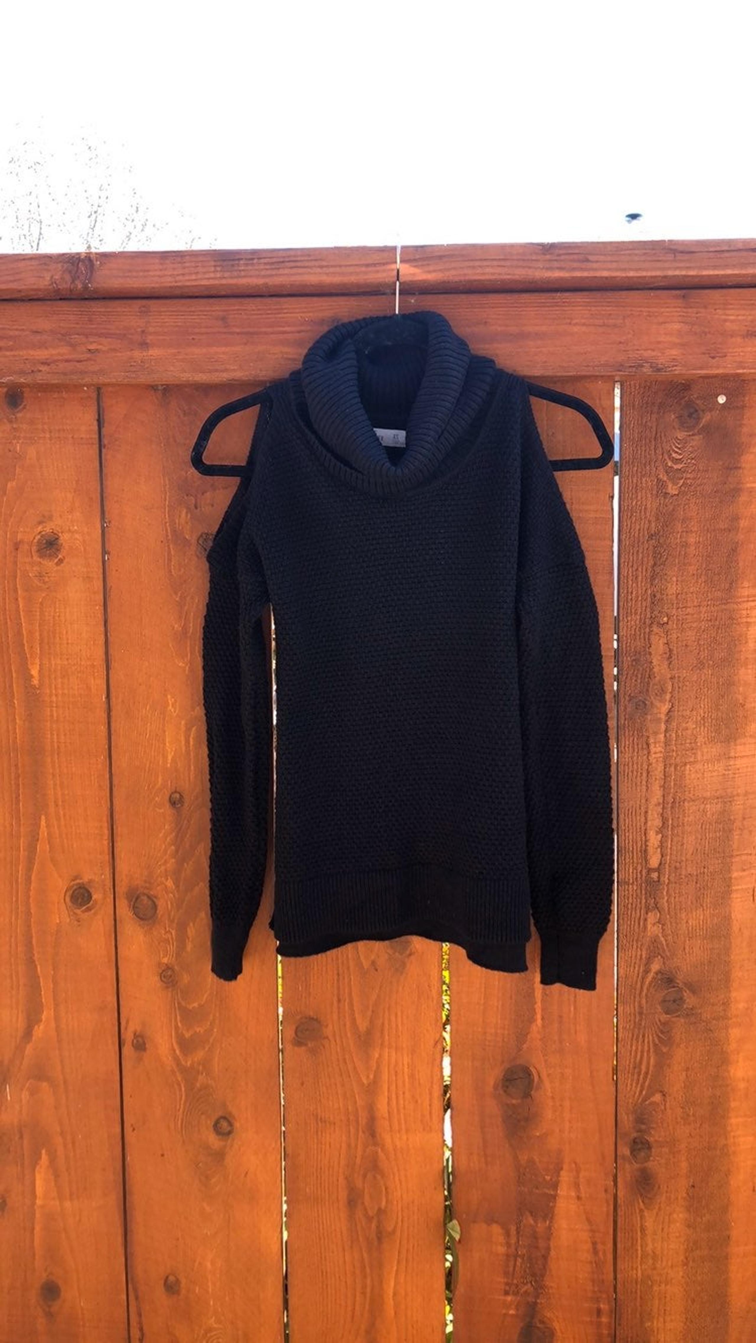 Hollister Turtleneck