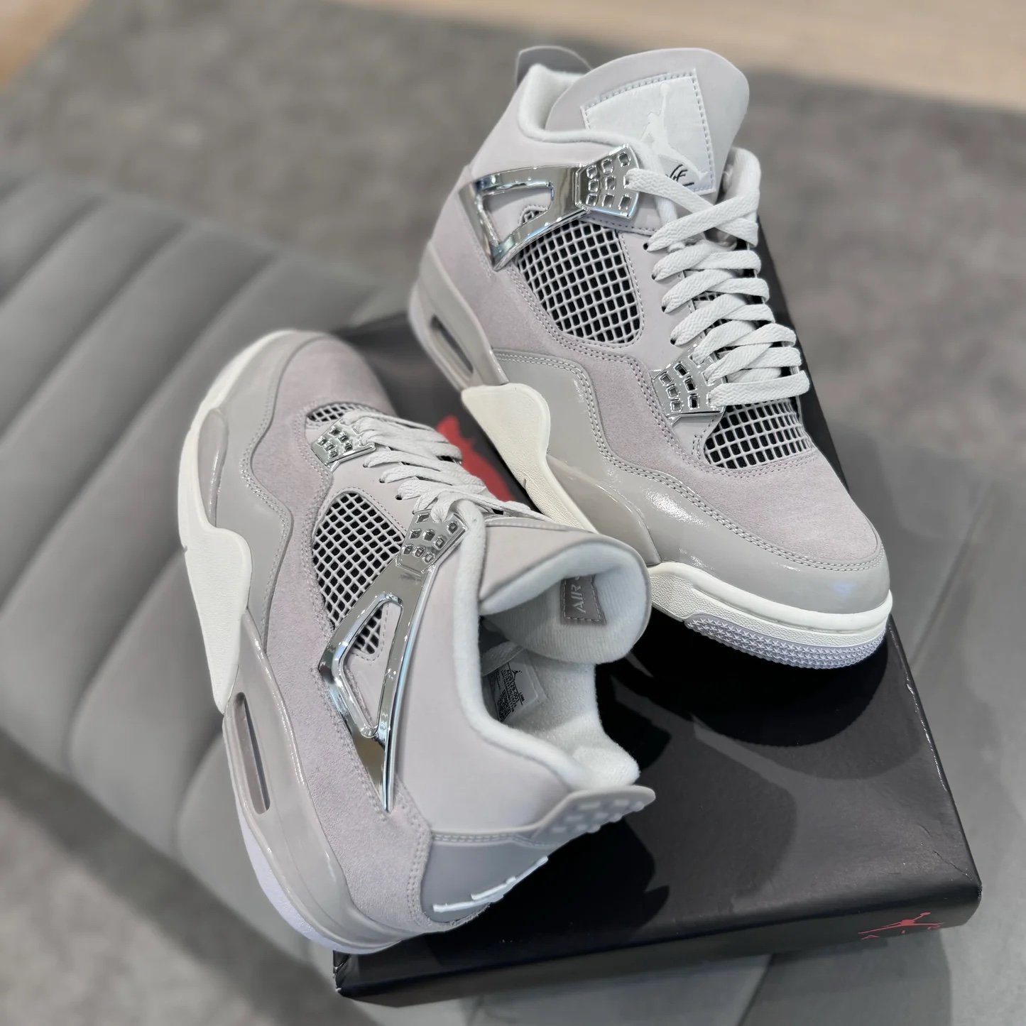 Jordan 4 Frozen Moments 7.5M/9W