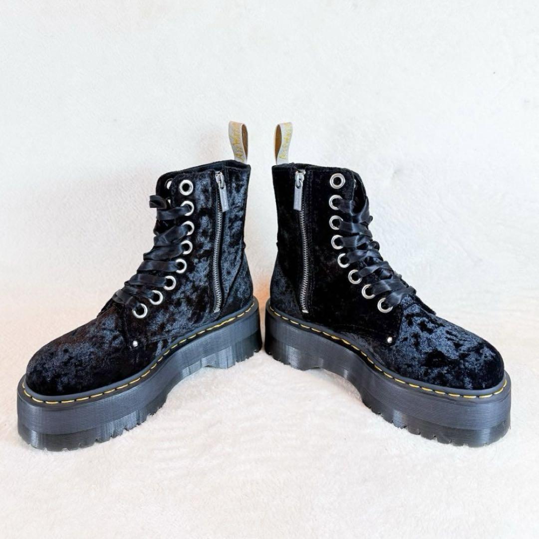 【極美品】ドクターマーチンJADON MAX VEGAN 25cm Vegan Jadon Boot Max Platforms in Black | Dr. Martens