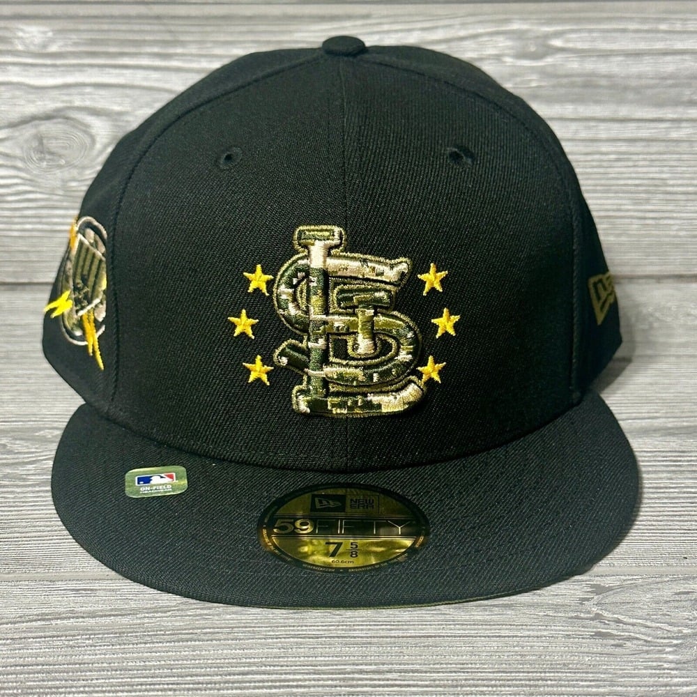 New Era St.Louis Cardinals 2024 Armed Forces Day 59FIFTY Fitted Hat Cap 7 5/8