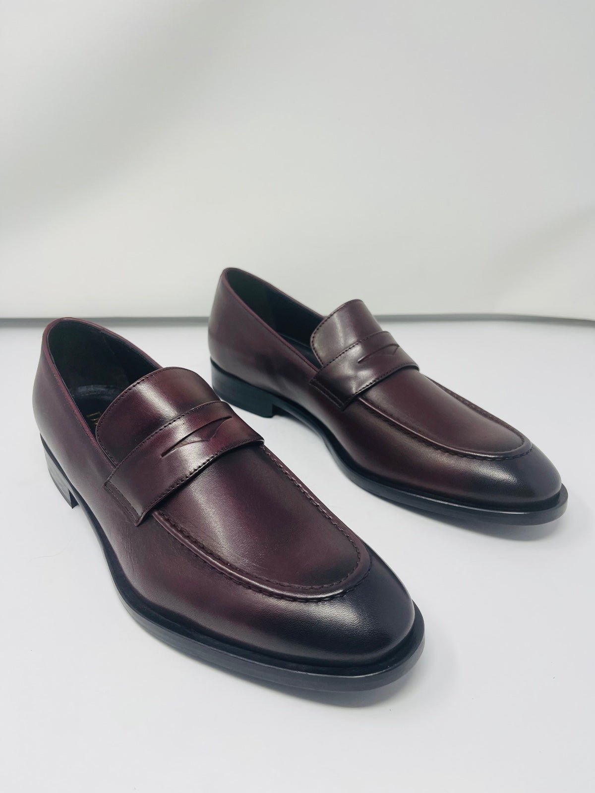 Dylan Gray Men’s Tomba Bordo Loafer’s Made in Italy Size 11 US