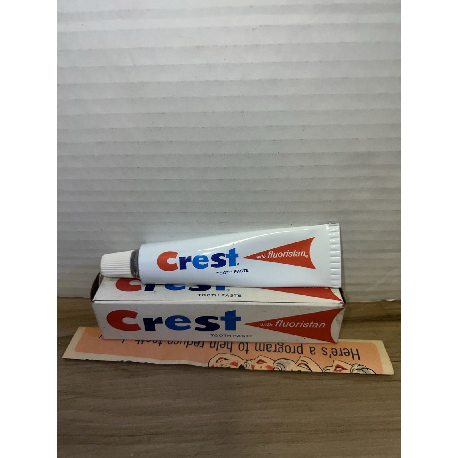 Vintage Crest Fluoristan Toothpaste 1961 With Box And Insert NOS Vtg Collector