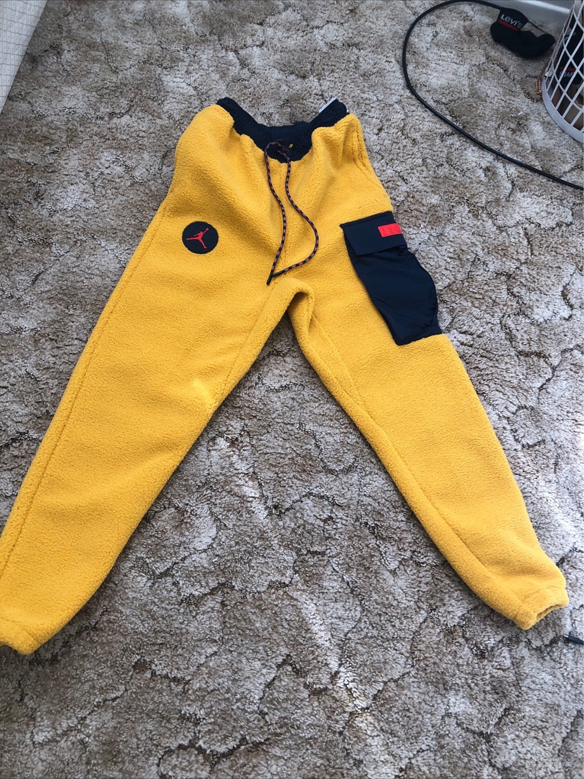 its new have all tags its xs