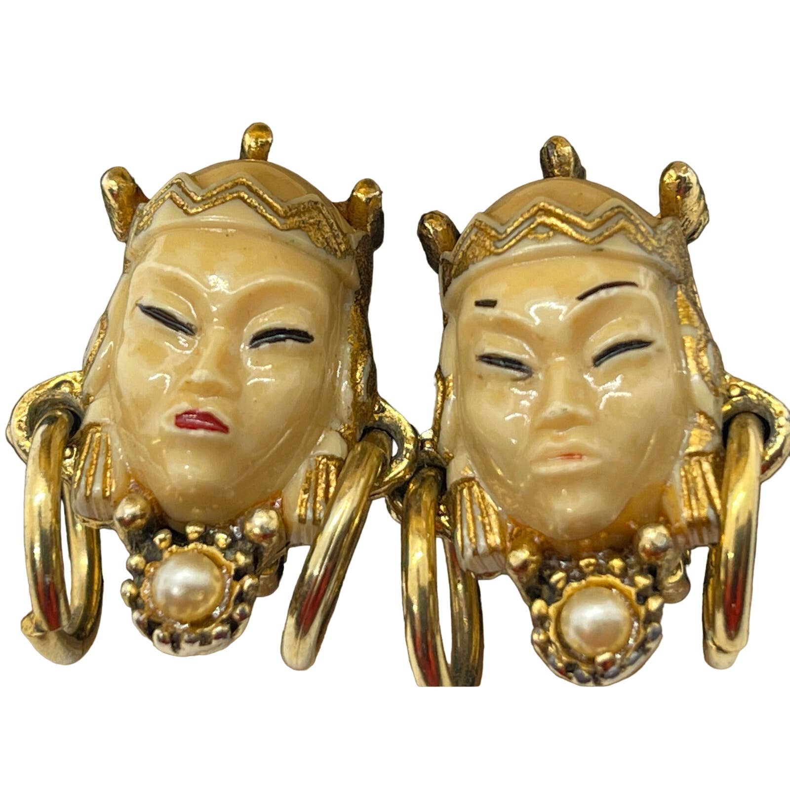 Vintage Earrings Unsigned Selro Selini Face Thai Princess Bakelite Clip On 135