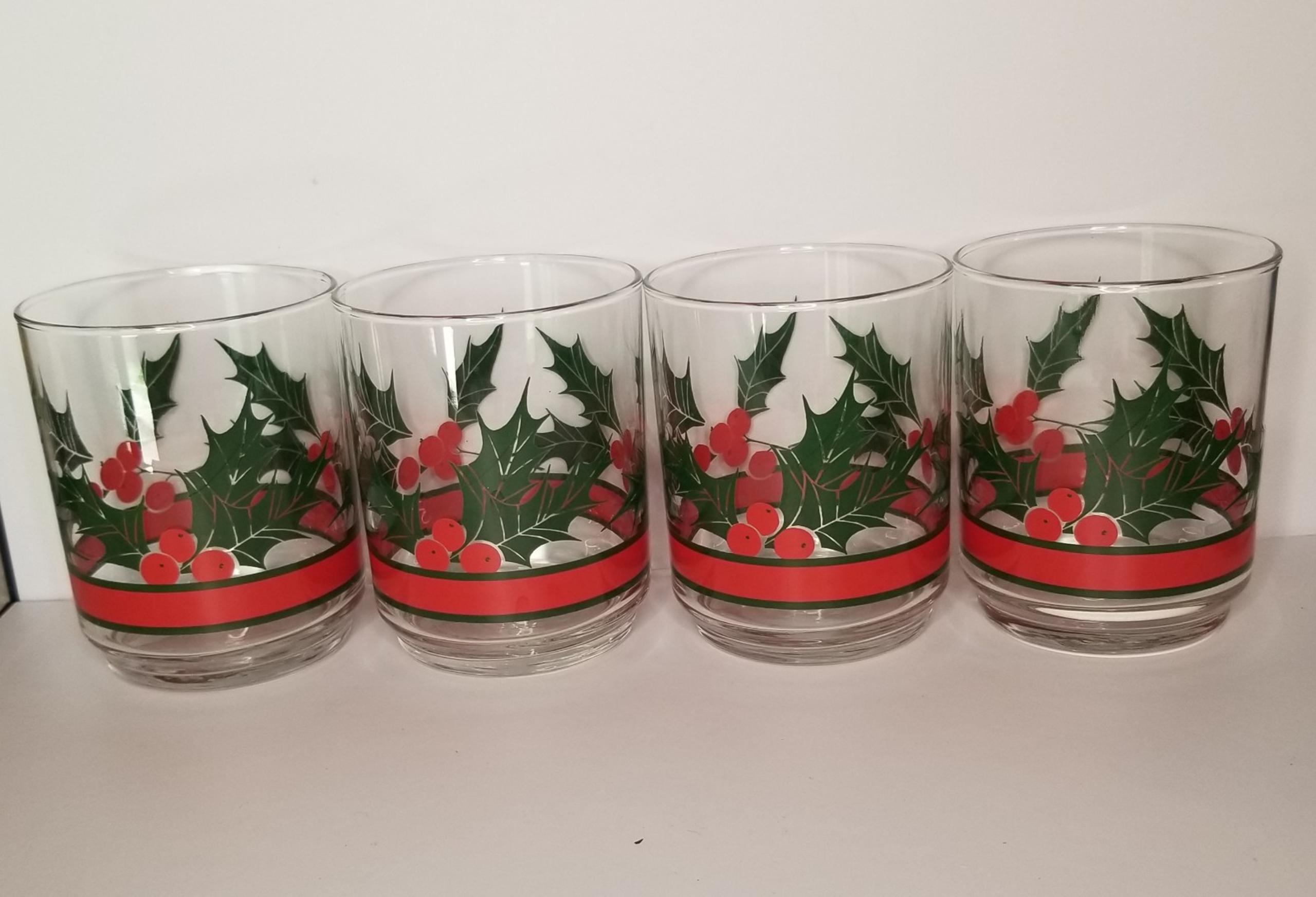 Vintage Libbey Christmas Glasses Holly and Berries Whiskey Rocks Juice 4 glasses