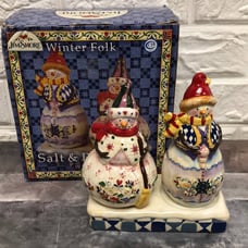 Jim Shore Hand Painted Ceramic Salt & Pepper Winter Folk 6” Snowman certifieditl