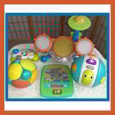 LOT OF TOYS INTERACTIVE BRIGHT STARTS LIGHTS & SOUND FUN PAD VTECH FISHER PRICE+