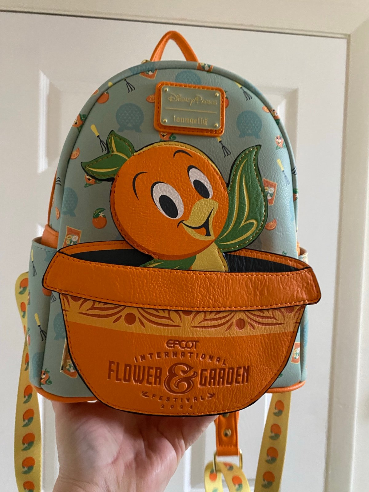 Loungefly the OG Florida Bird. From Epcot never used but has no tags.