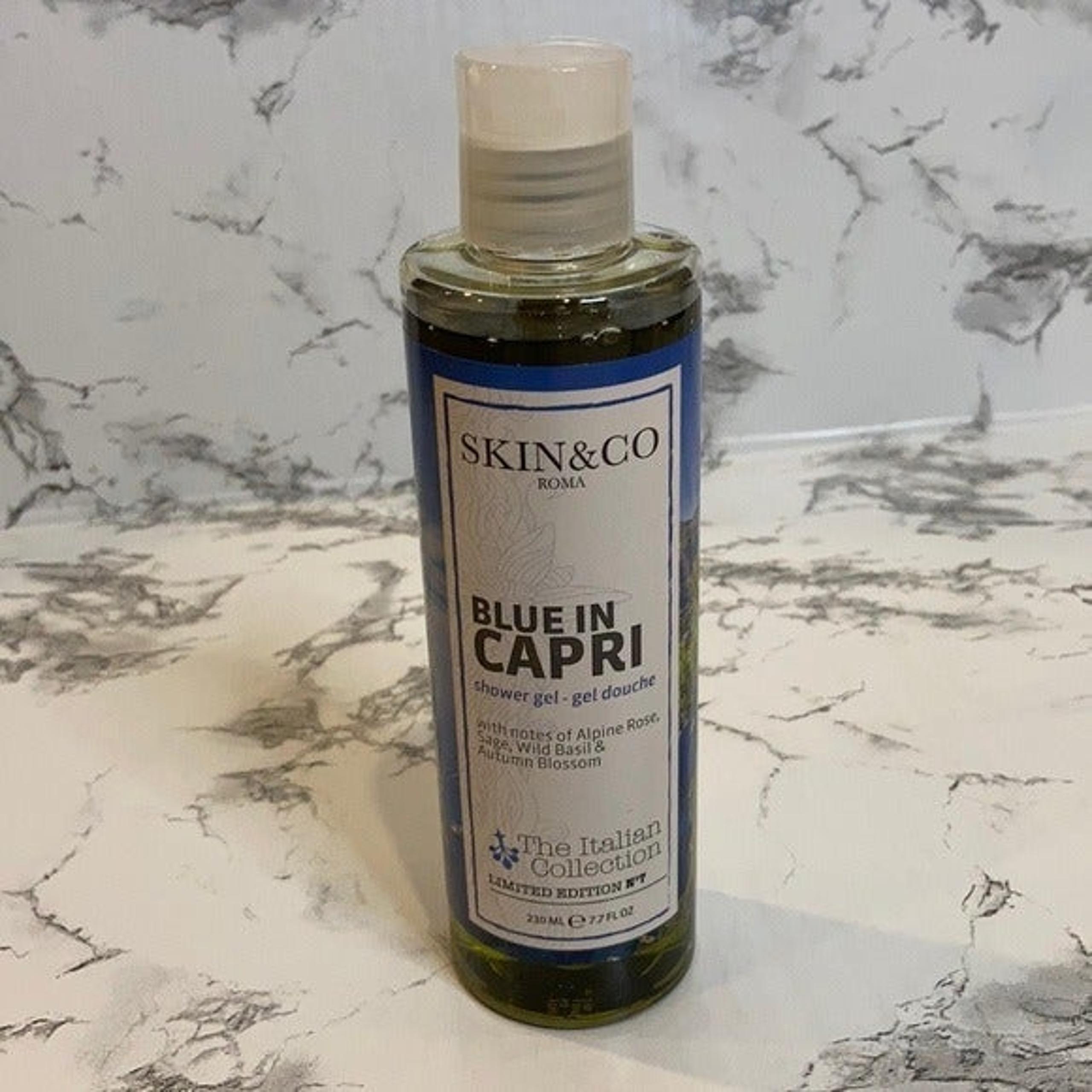 Skin&Co. Roma Blue in Capri Shower Gel B