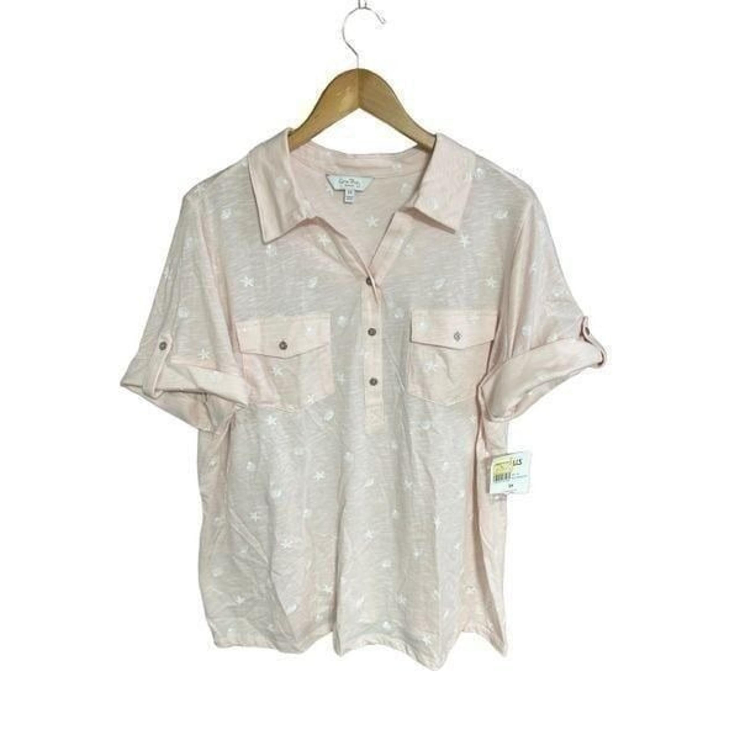 Coral Bay Woman 1X NWT Tropical Print Light Weight Light Pink and White Polo