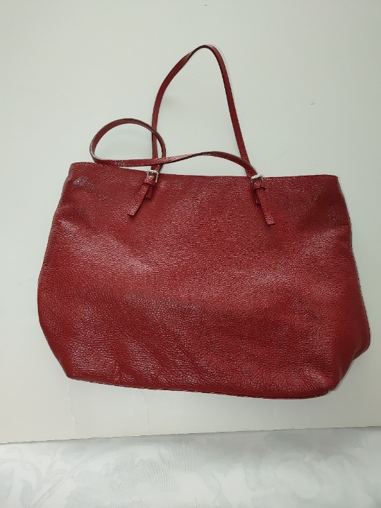 Authentic FURLA Woman's Genuine Leather Pocket Zip Closure Buckles Tote Bag Use