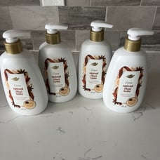 Lot Of 4 Dove Holiday Treats Spiced Chai Latte Hand Soap Limited 12oz