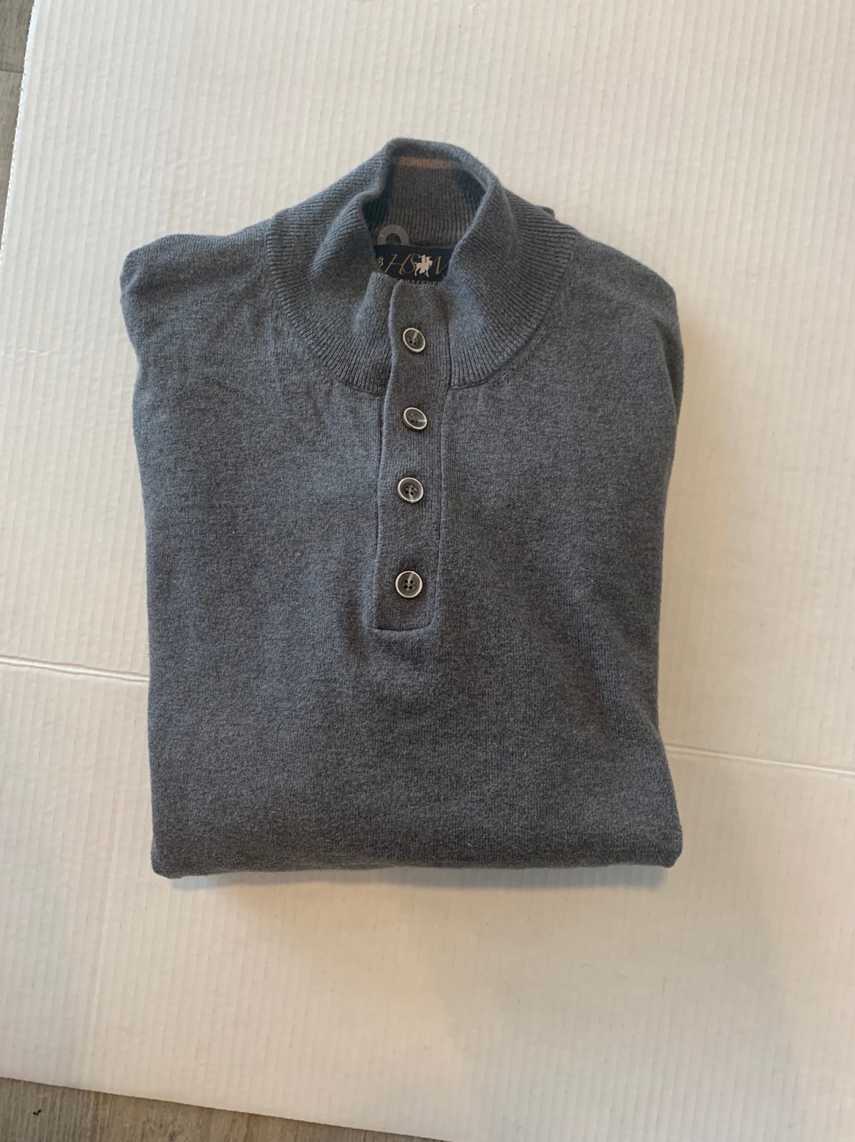 Hart Schaffner Marx men’s gray cashmere blend sweater size Large